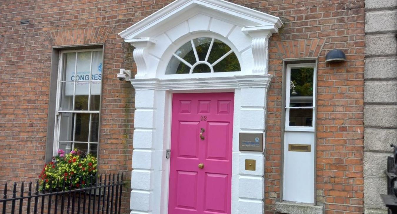 pink door new