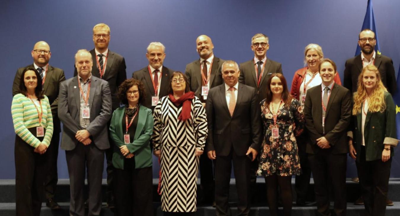 Group picture from EU Tripartite Social Summit